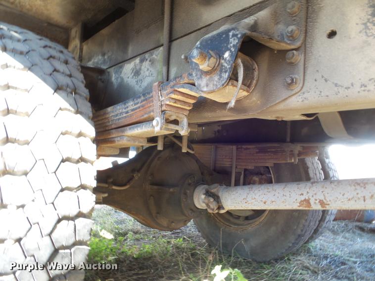 image for item DA5143 1995 GMC TopKick ladder truck