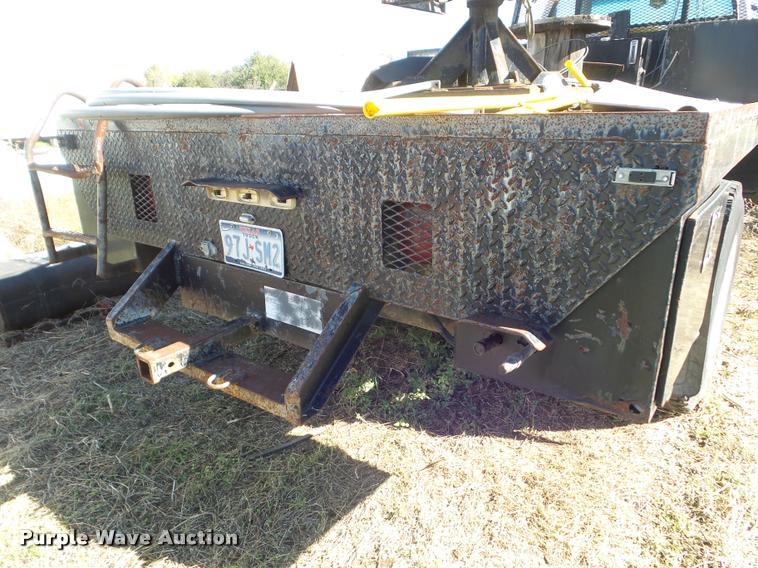 image for item DA5143 1995 GMC TopKick ladder truck