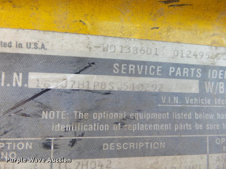 image for item DA5143 1995 GMC TopKick ladder truck