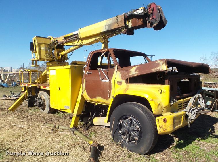 image for item DA5147 1985 Chevrolet Kodiak 70 bucket truck