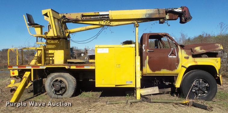 image for item DA5147 1985 Chevrolet Kodiak 70 bucket truck