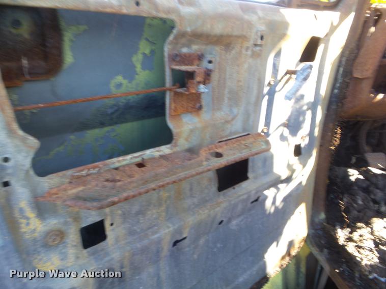 image for item DA5147 1985 Chevrolet Kodiak 70 bucket truck