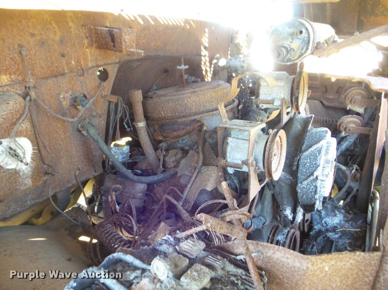 image for item DA5147 1985 Chevrolet Kodiak 70 bucket truck