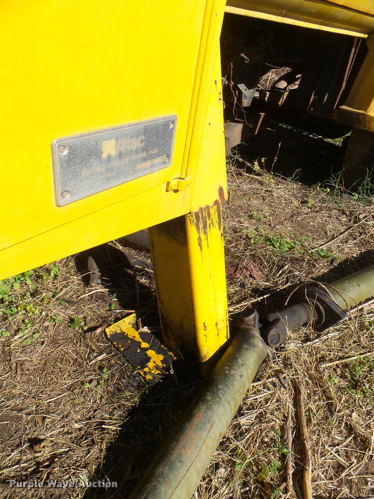 image for item DA5147 1985 Chevrolet Kodiak 70 bucket truck