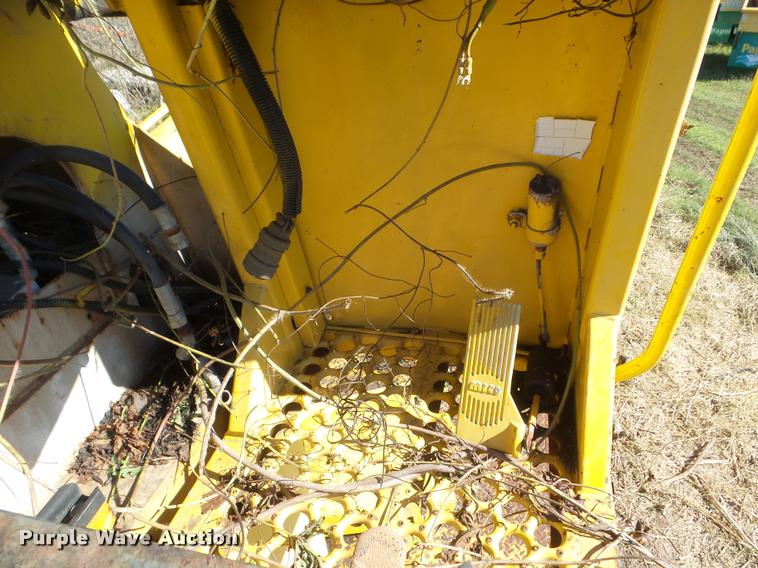 image for item DA5147 1985 Chevrolet Kodiak 70 bucket truck