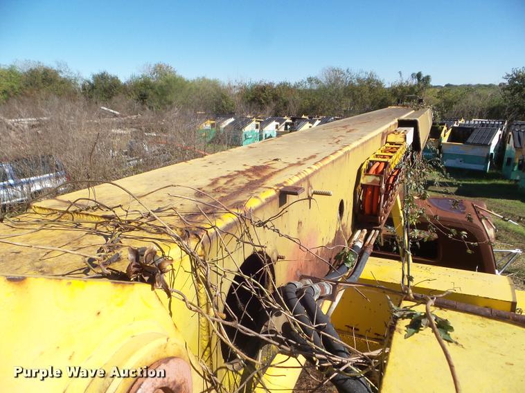 image for item DA5147 1985 Chevrolet Kodiak 70 bucket truck