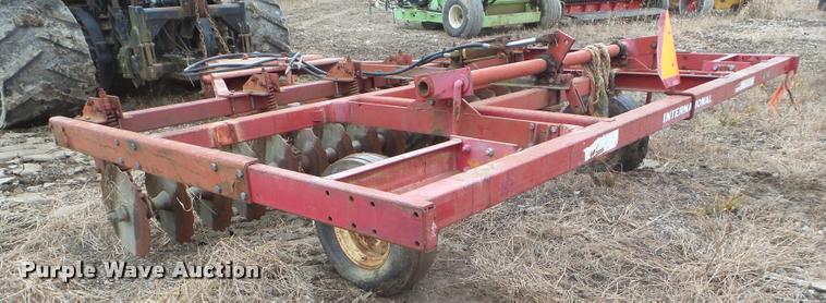 image for item DA5169 2007 Case IH 6000 crimper