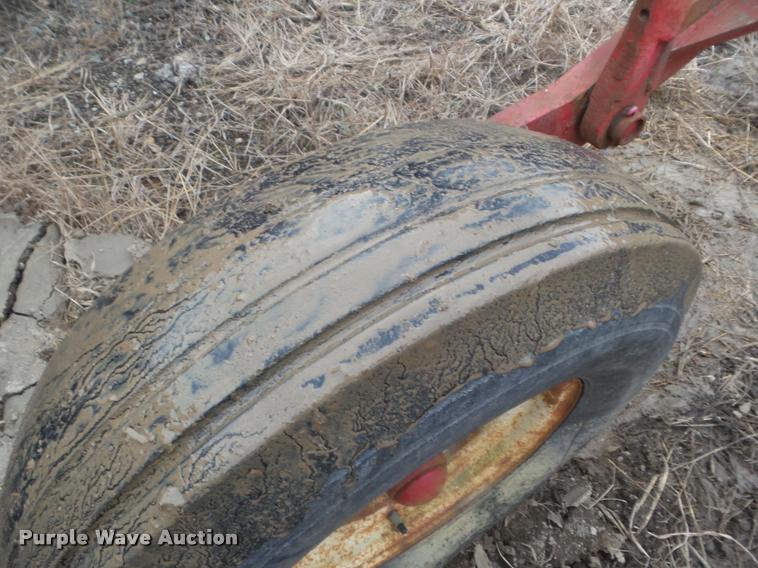 image for item DA5169 2007 Case IH 6000 crimper