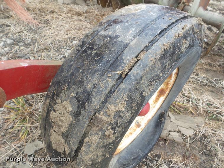 image for item DA5169 2007 Case IH 6000 crimper