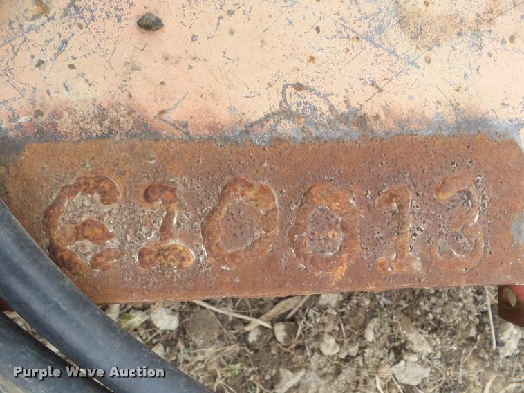 image for item DA5169 2007 Case IH 6000 crimper