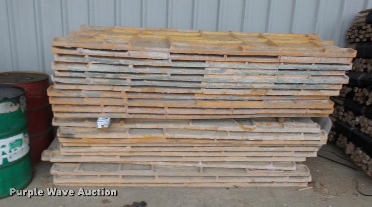 image for item DA5758 (22) concrete forms