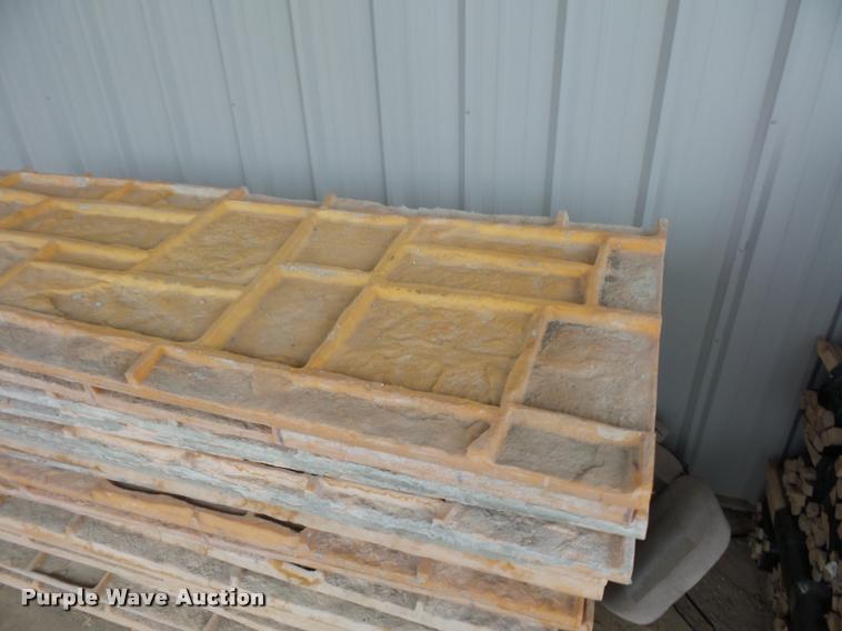 image for item DA5758 (22) concrete forms