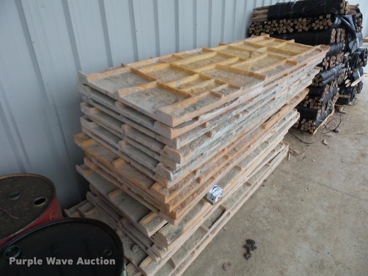 image for item DA5758 (22) concrete forms