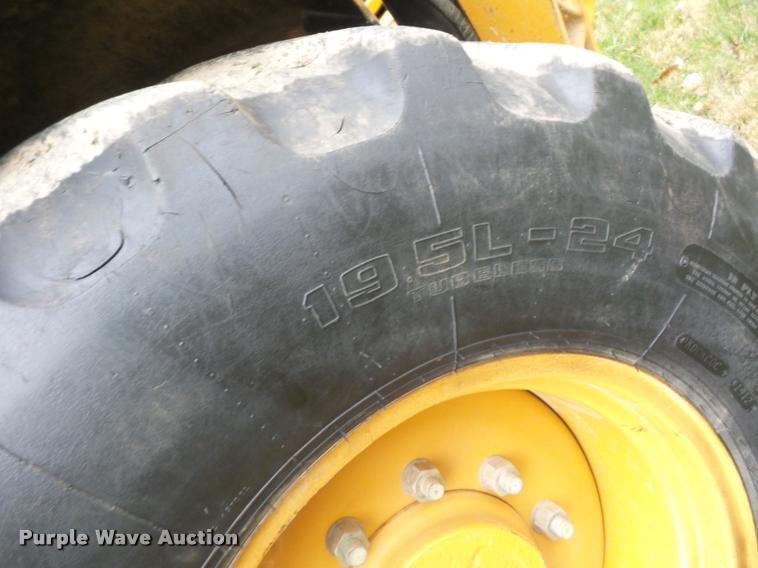 image for item DA5769 2012 Case 580 Super N backhoe