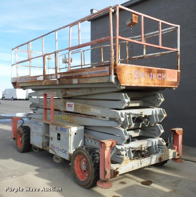 image for item DA5777 Skyjack SJ9250 scissor lift
