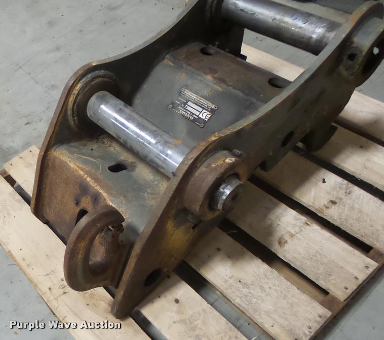 image for item DA9292 Volvo excavator quick attach bracket