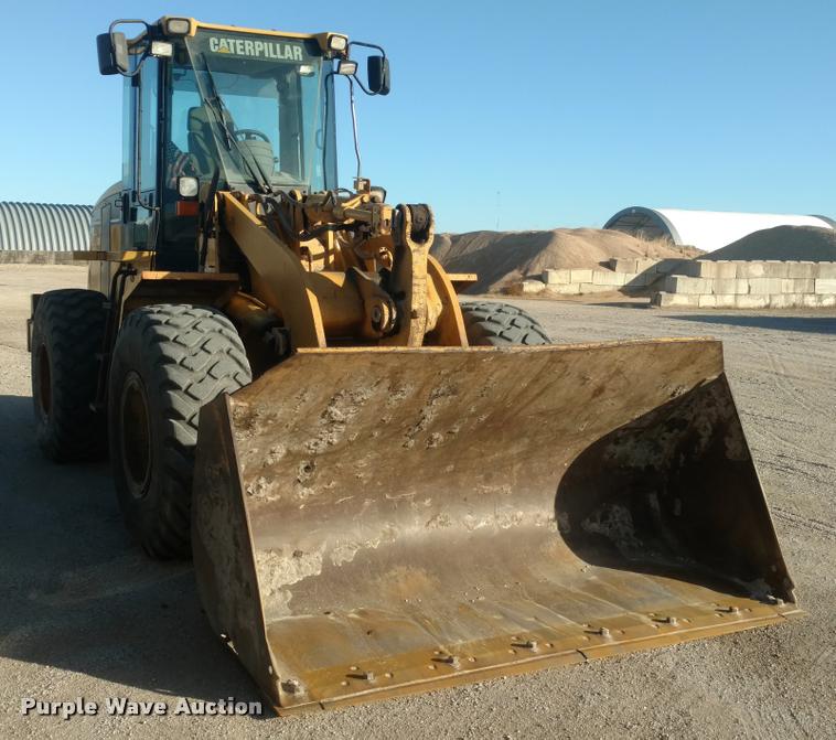 image for item DB0779 2003 Caterpillar 938G wheel loader