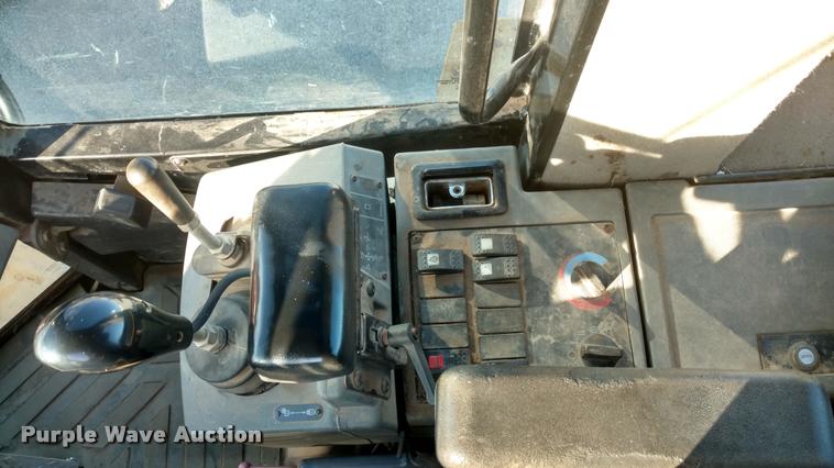 image for item DB0779 2003 Caterpillar 938G wheel loader