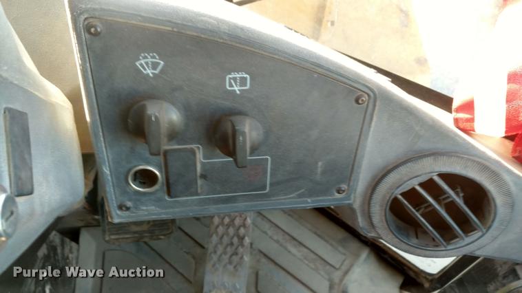 image for item DB0779 2003 Caterpillar 938G wheel loader