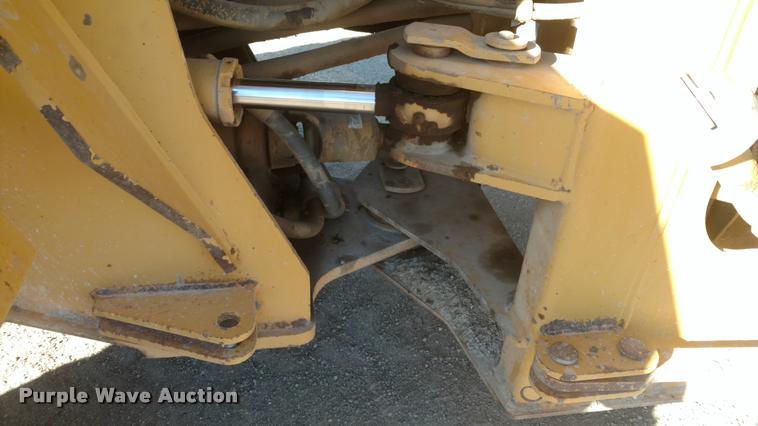 image for item DB0779 2003 Caterpillar 938G wheel loader