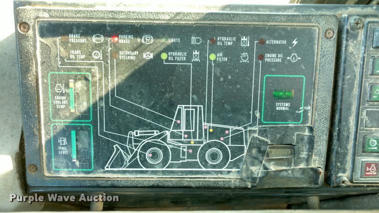 image for item DB0784 1999 Case 621B wheel loader