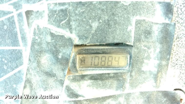 image for item DB0784 1999 Case 621B wheel loader