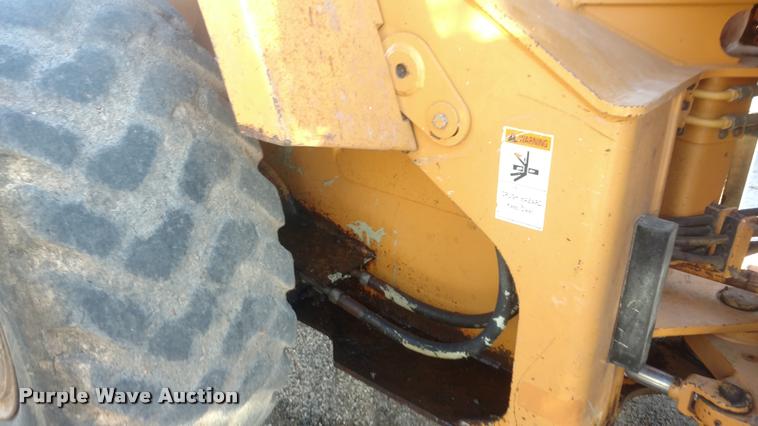 image for item DB0784 1999 Case 621B wheel loader
