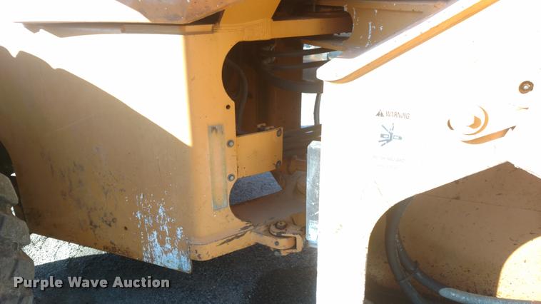 image for item DB0784 1999 Case 621B wheel loader