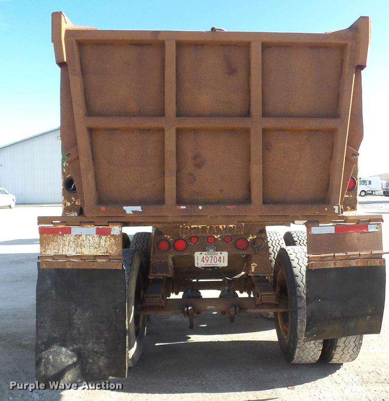 image for item DB2772 1996 Reliance barrel end dump trailer