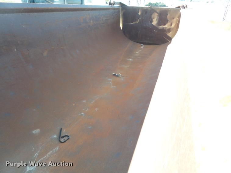 image for item DB2772 1996 Reliance barrel end dump trailer