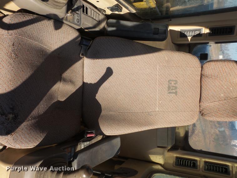 image for item DB2775 2000 Caterpillar 318B L excavator