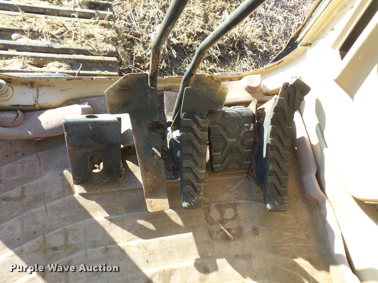 image for item DB2775 2000 Caterpillar 318B L excavator