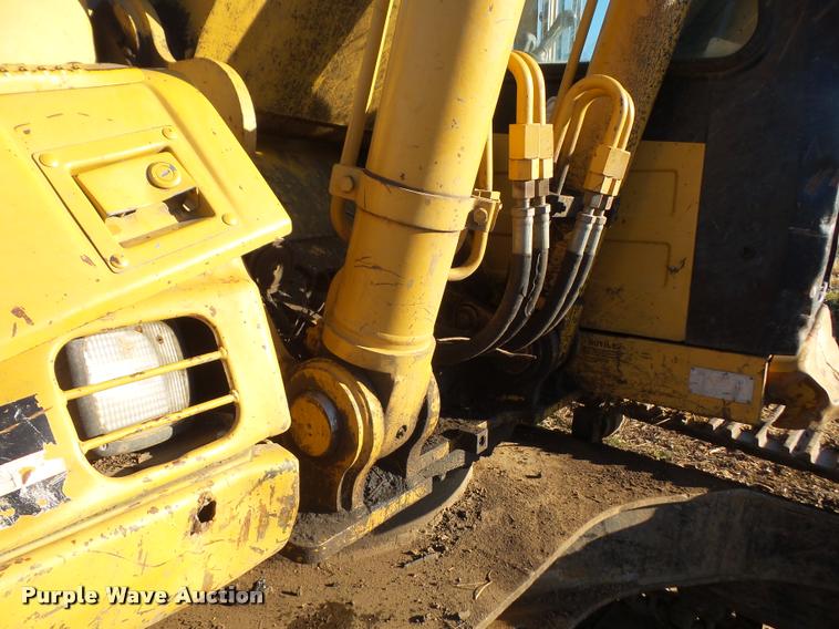 image for item DB2775 2000 Caterpillar 318B L excavator