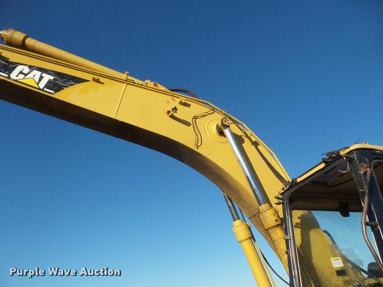 image for item DB2775 2000 Caterpillar 318B L excavator