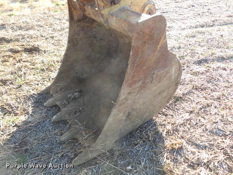 image for item DB2775 2000 Caterpillar 318B L excavator