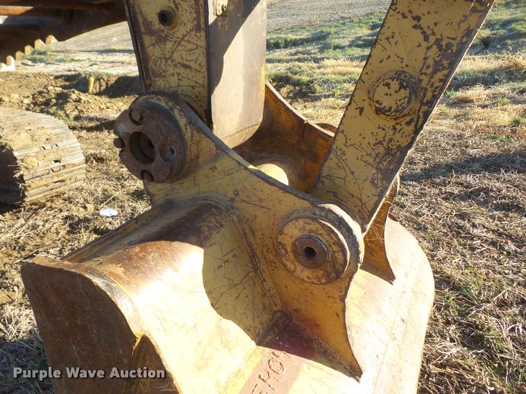 image for item DB2775 2000 Caterpillar 318B L excavator