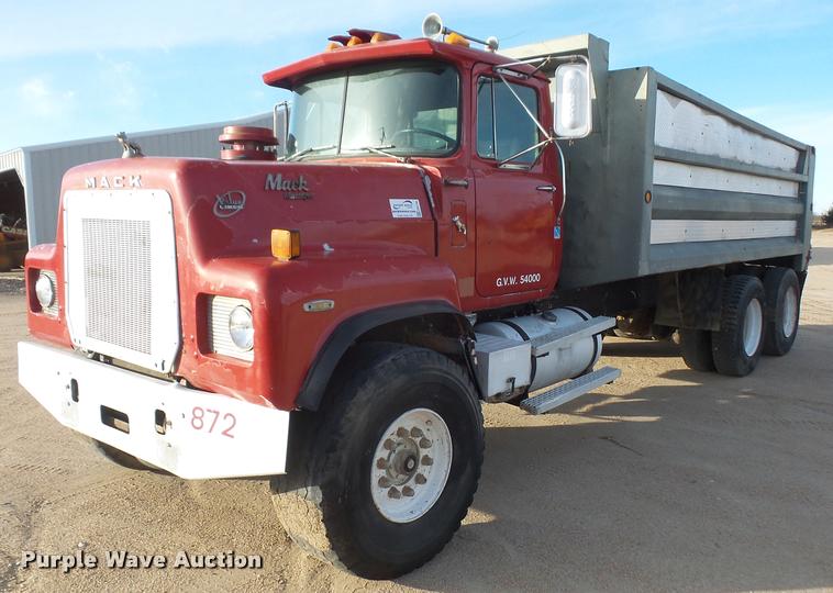 image for item DB2799 1987 Mack RS688LS dump truck