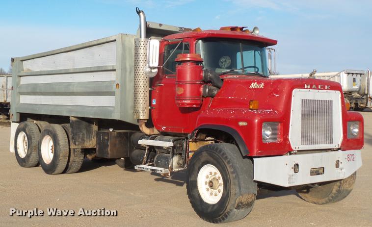 image for item DB2799 1987 Mack RS688LS dump truck