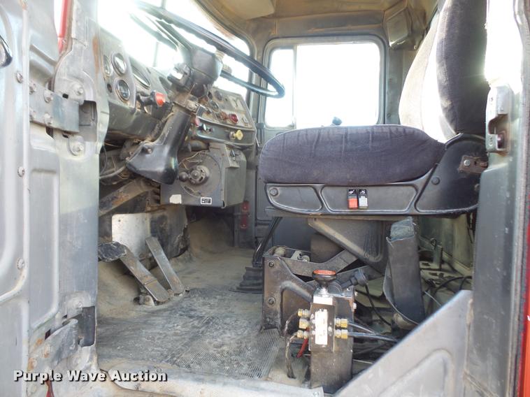 image for item DB2799 1987 Mack RS688LS dump truck