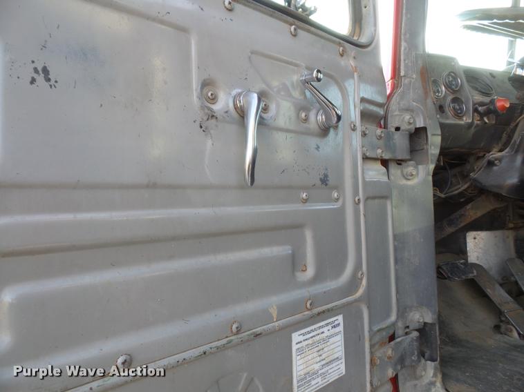 image for item DB2799 1987 Mack RS688LS dump truck