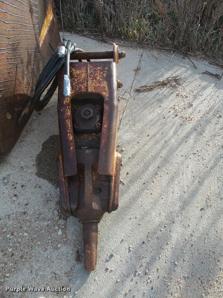 image for item DB2800 Stanley MB250 hydraulic breaker