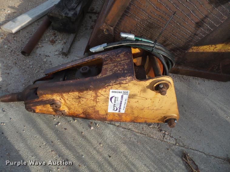 image for item DB2800 Stanley MB250 hydraulic breaker