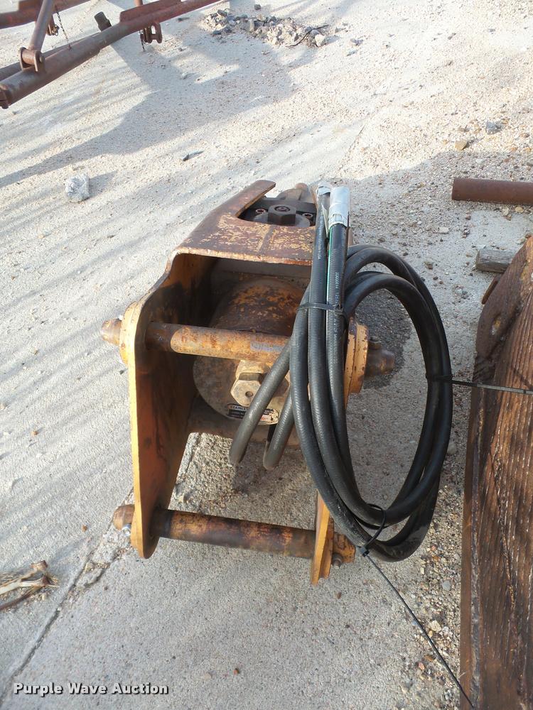 image for item DB2800 Stanley MB250 hydraulic breaker