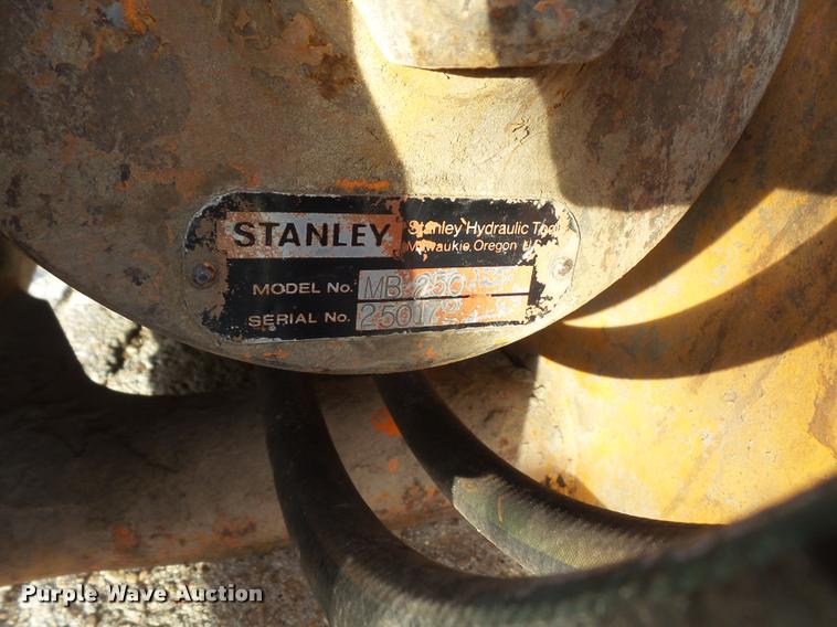 image for item DB2800 Stanley MB250 hydraulic breaker