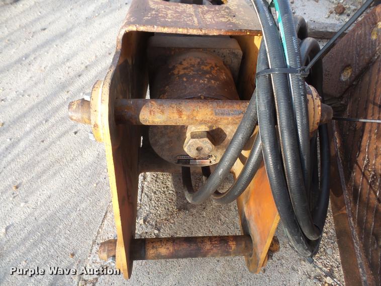 image for item DB2800 Stanley MB250 hydraulic breaker