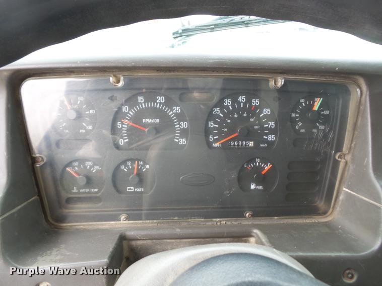 image for item DB2822 2001 Sterling L9500 dump truck