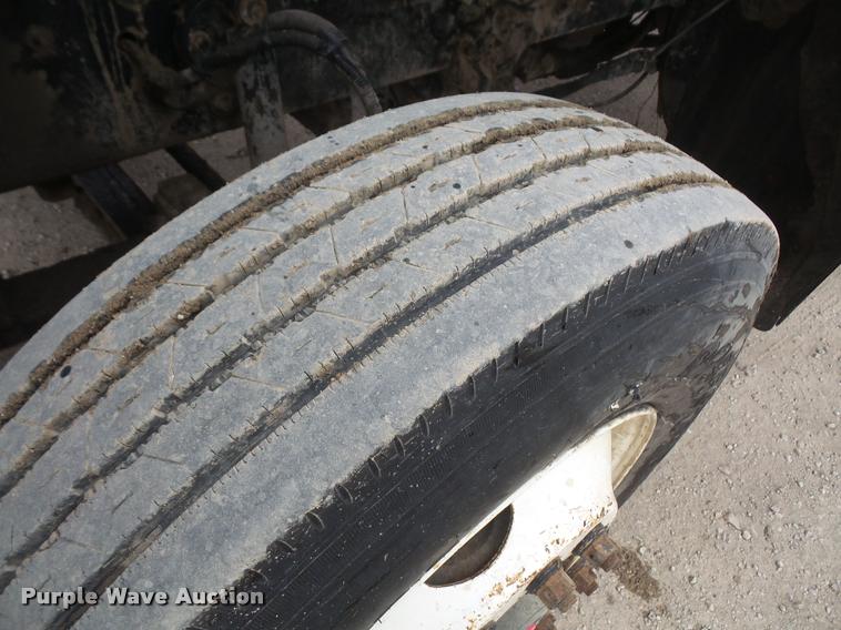 image for item DB2822 2001 Sterling L9500 dump truck