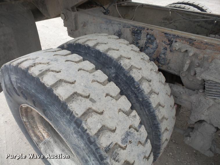 image for item DB2822 2001 Sterling L9500 dump truck