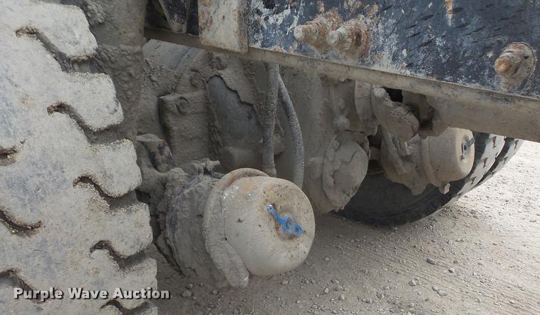 image for item DB2822 2001 Sterling L9500 dump truck