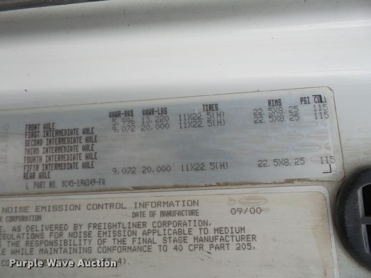 image for item DB2822 2001 Sterling L9500 dump truck